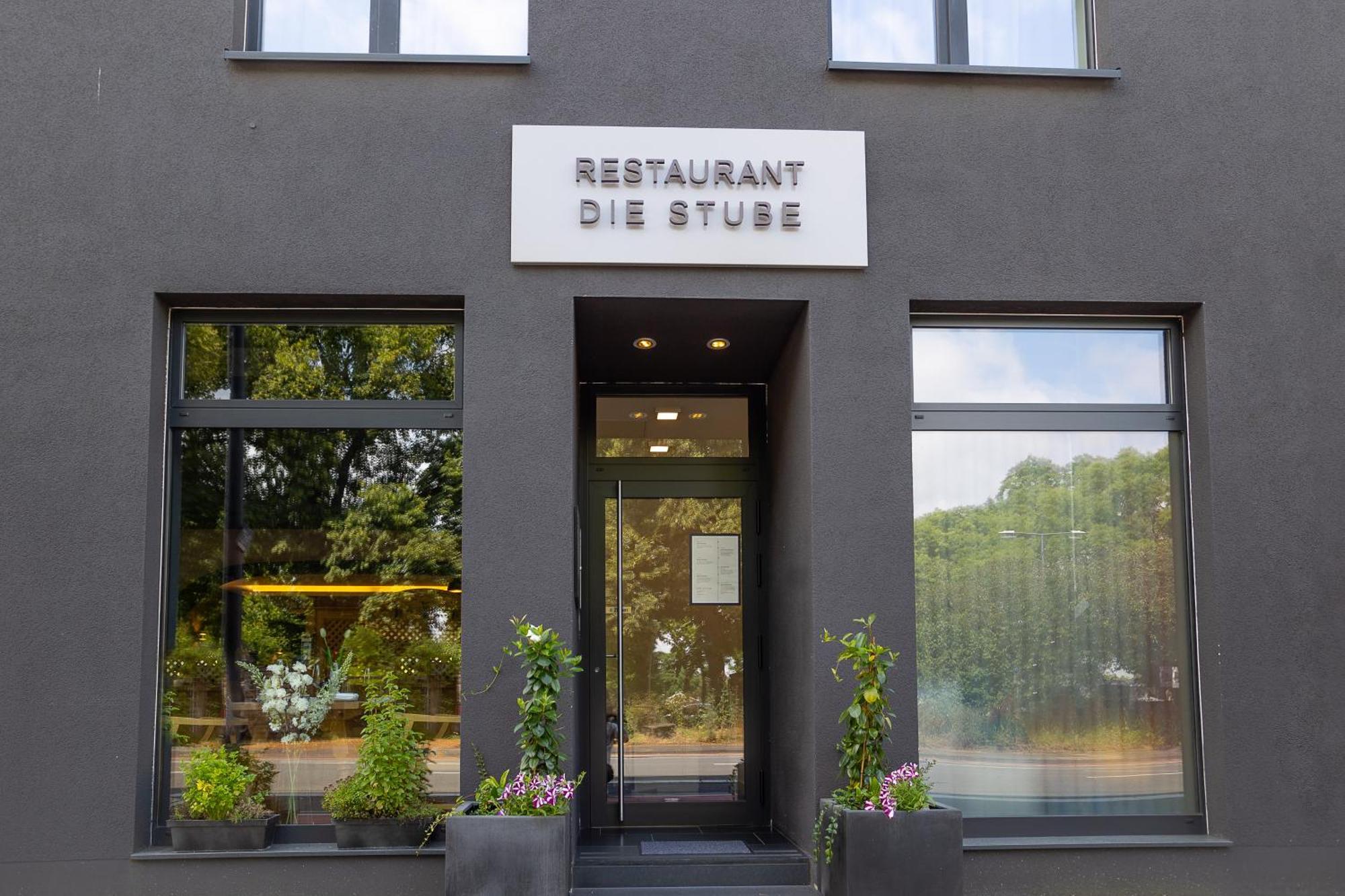 &Repeat Koeln Airport Otel Dış mekan fotoğraf